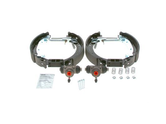 BOSCH 0 204 114 555 Brake Shoe Set