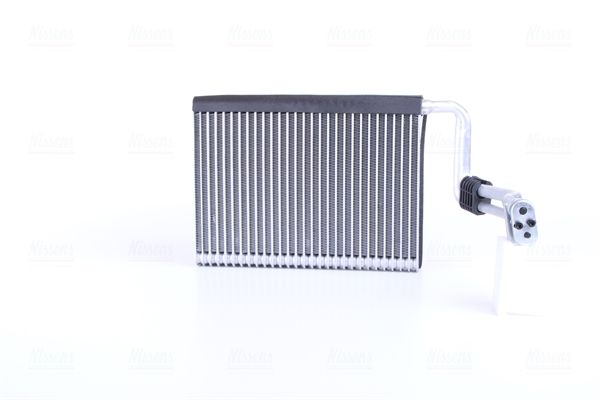 NISSENS 92268 Evaporator, air conditioning